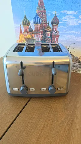 Stainless Steel 4-Slice Toaster - Good Working Condition