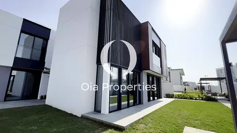 Exclusive 4BR Villa | High ceiling | High Returns