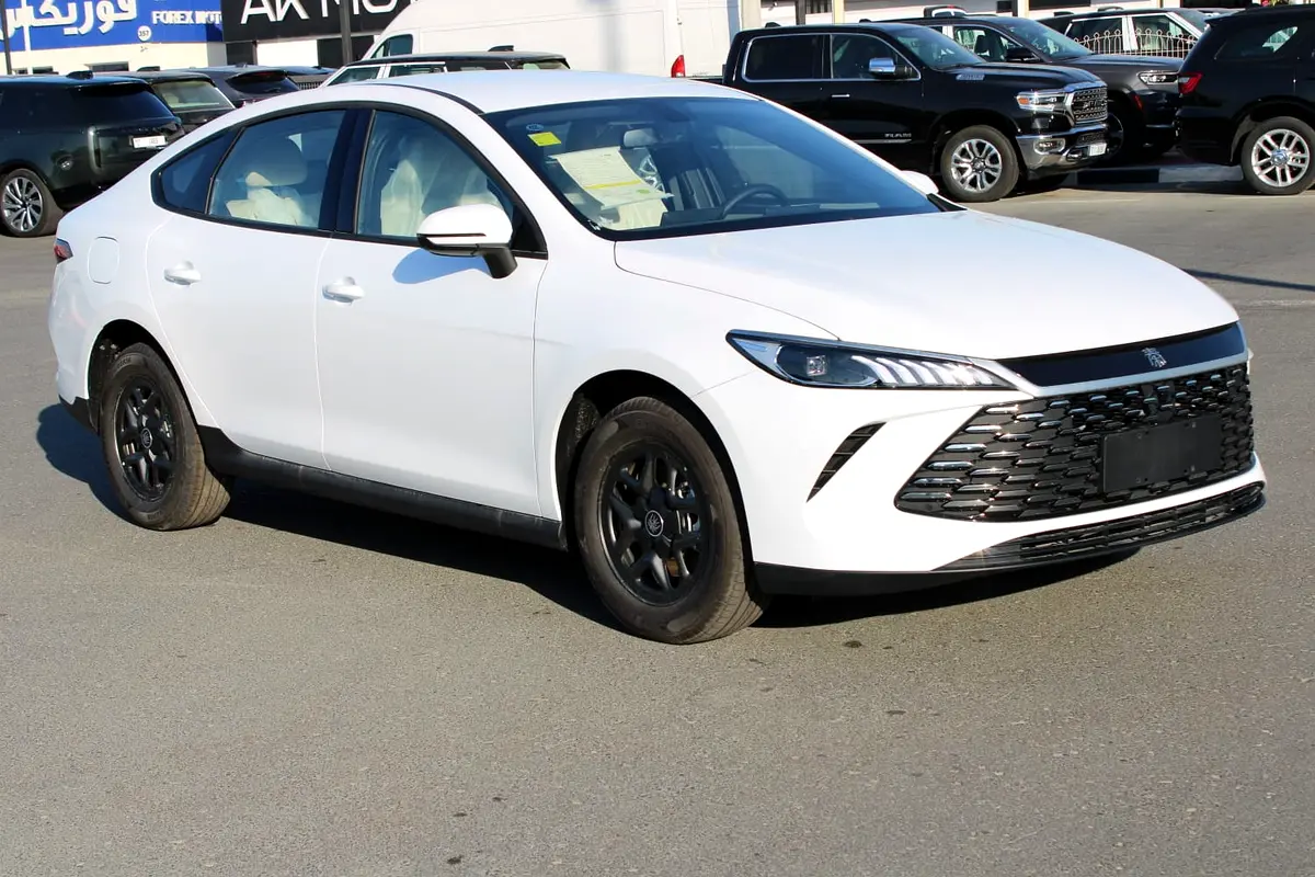 BYD Qin Plus 2025 — photo 1 of 16