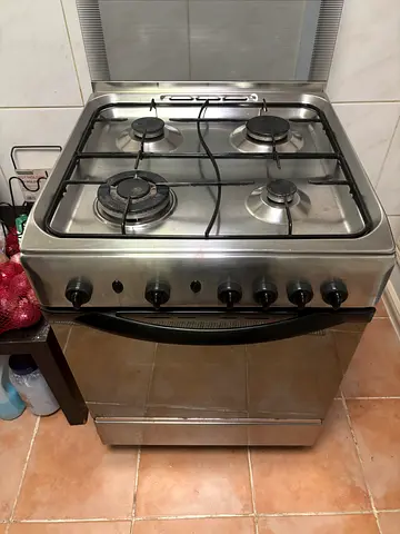 Used Stainless Steel 4-Burner Gas Cooker with Oven (Good Working Condition) 60x40