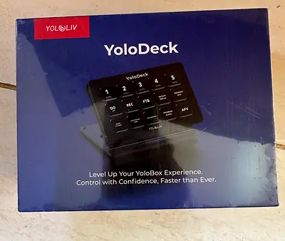 YOLOLIV YoloDeck, Studio Controller Keyboard, 15 Customizable LCD Keys, Trigger Actions on YoloBox
