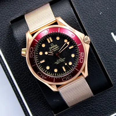 Omega Seamaster Diver Rose Gold Mesh Strap - Burgundy Bezel