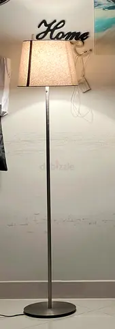 Floor lamp
