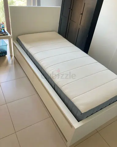 Ikea Single Malm Bed With Ikea Mattress