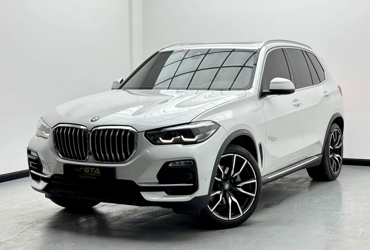 BMW X5 2019 — photo 1 of 17
