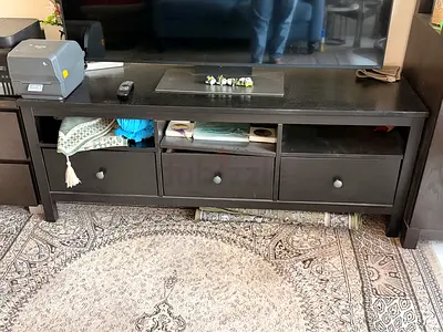 Black Wood TV Unit with Storage Drawers and rack with cubbosrd