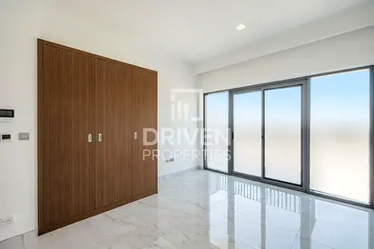 Stylish Living | Prime Amenities | Vacant