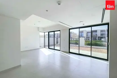 Chiller Free | Corner | Near Park | New | Single