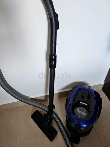 Samsung 1800W Bagless Vacuum Cleaner | Excellent Condition