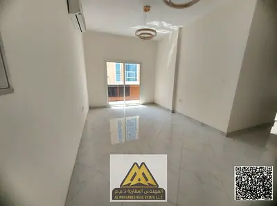 Master bedroom | Central air conditioning | Spacious area | Distinctive view | Balcony