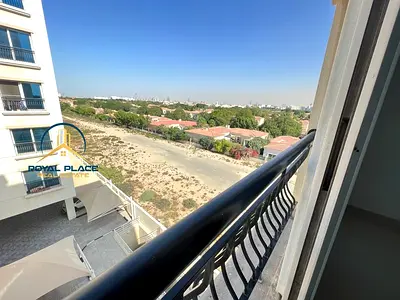 Spacious apartment | Unfurnished | Near Metro