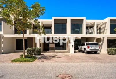 Vacant | Large Layout | Unfurnished