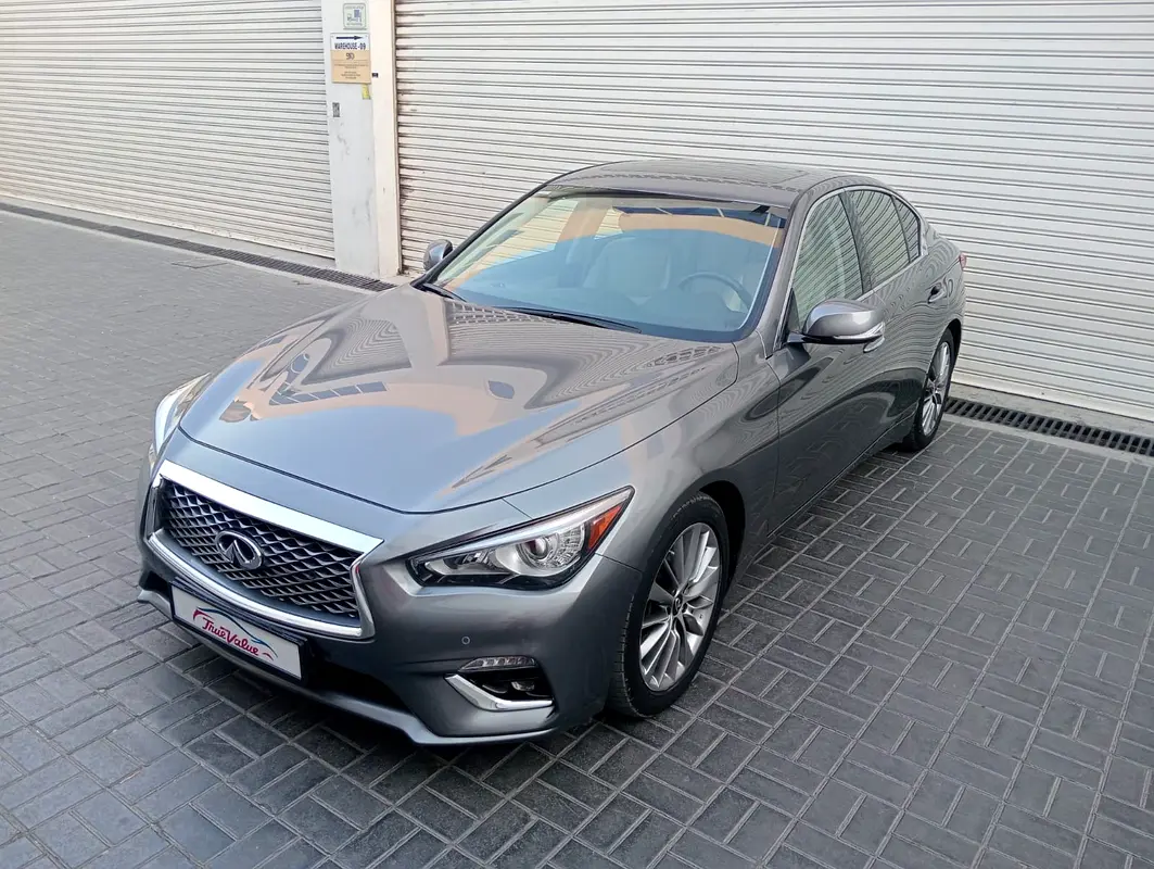 Infiniti Q50 2023 — photo 1 of 19