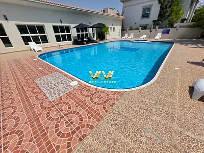 5 BEDS COMPOUND VILLA | READY TO MOVE IN | WELL MAINTAINED