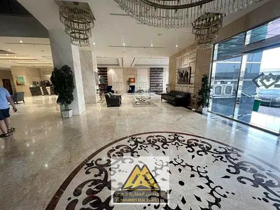 3غرف وصاله بمساحه كبيره مع بلكونه بطلاله مفتوحه بتاور الكونكر بجوار جميع الخدمات والطرق الرئيسيه