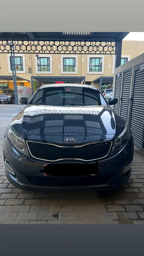 Kia Optima 2016 — photo 1 of 8