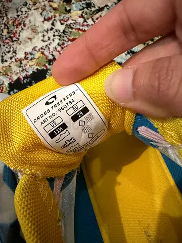Kids shoes
