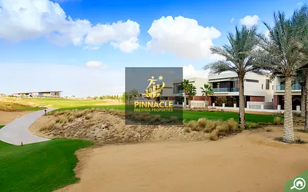فيلا من 4 غرف نوم مطلة على المسبح | كاميليا | تصميم حديث غير مفروش
