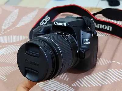 Canon EOS 250D with 18-55mm Lens - Good Condition