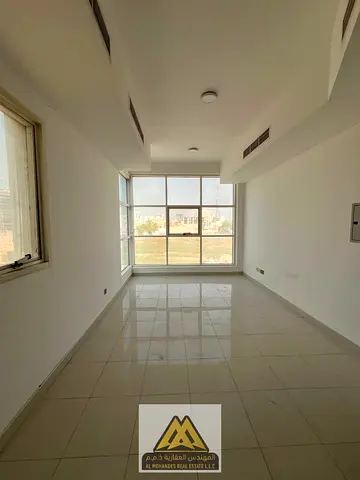 استوديو لقطة ثاني ساكن تشطيبات ممتازة للإيجار بالليوارة 1 على 4 دفعات ميسرة
