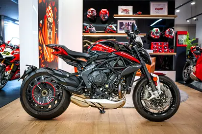 PRE-OWNED 2023 MV AGUSTA DRAGSTER RR SCS