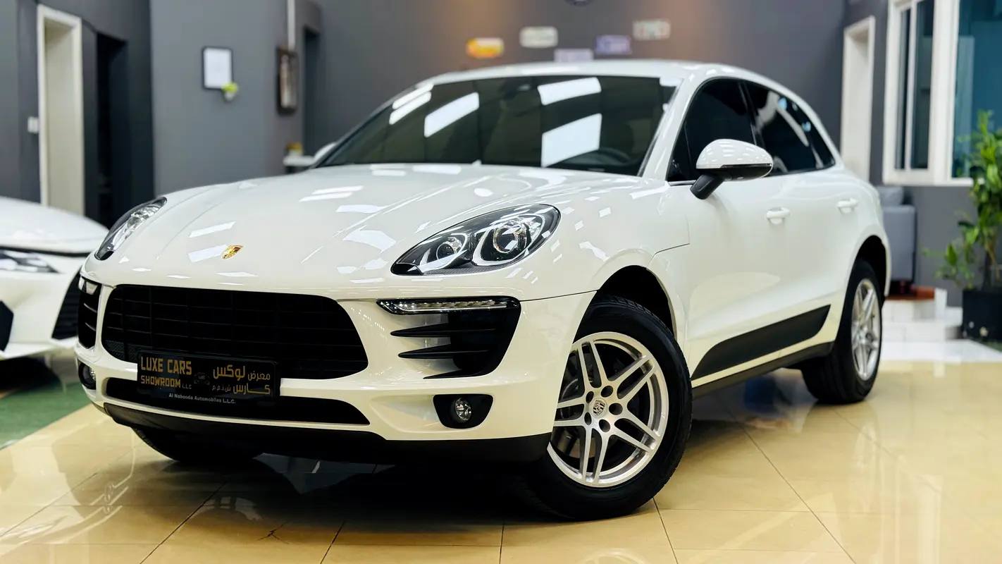 Porsche Macan 2018 — photo 1 of 18