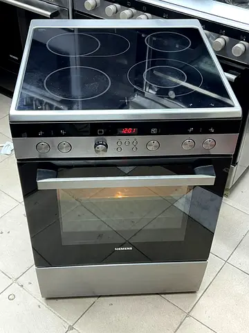 Siemens brand cooker size 60/60cm