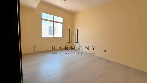 Newly Renovated Compound l RAK Hospital l 3 Bed plus Maids Room l Family-style l Large Living Space l Expat Choice
