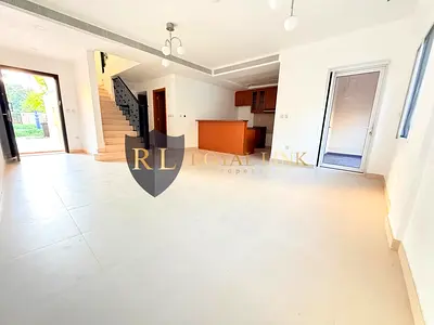 CLISE TO POOL PARK | 3 BR + MAIDS | BACK TO BACK