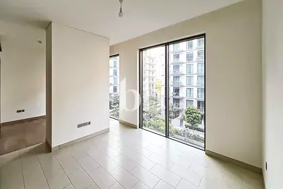 Up to 6 cheques | Unfurnished |Balcony and Parking