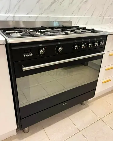 SMEG Top Gas Oven Electric 90cm