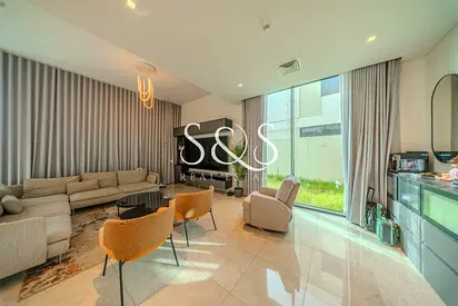 Fully Furnished | Semi-Detached | Park Facing