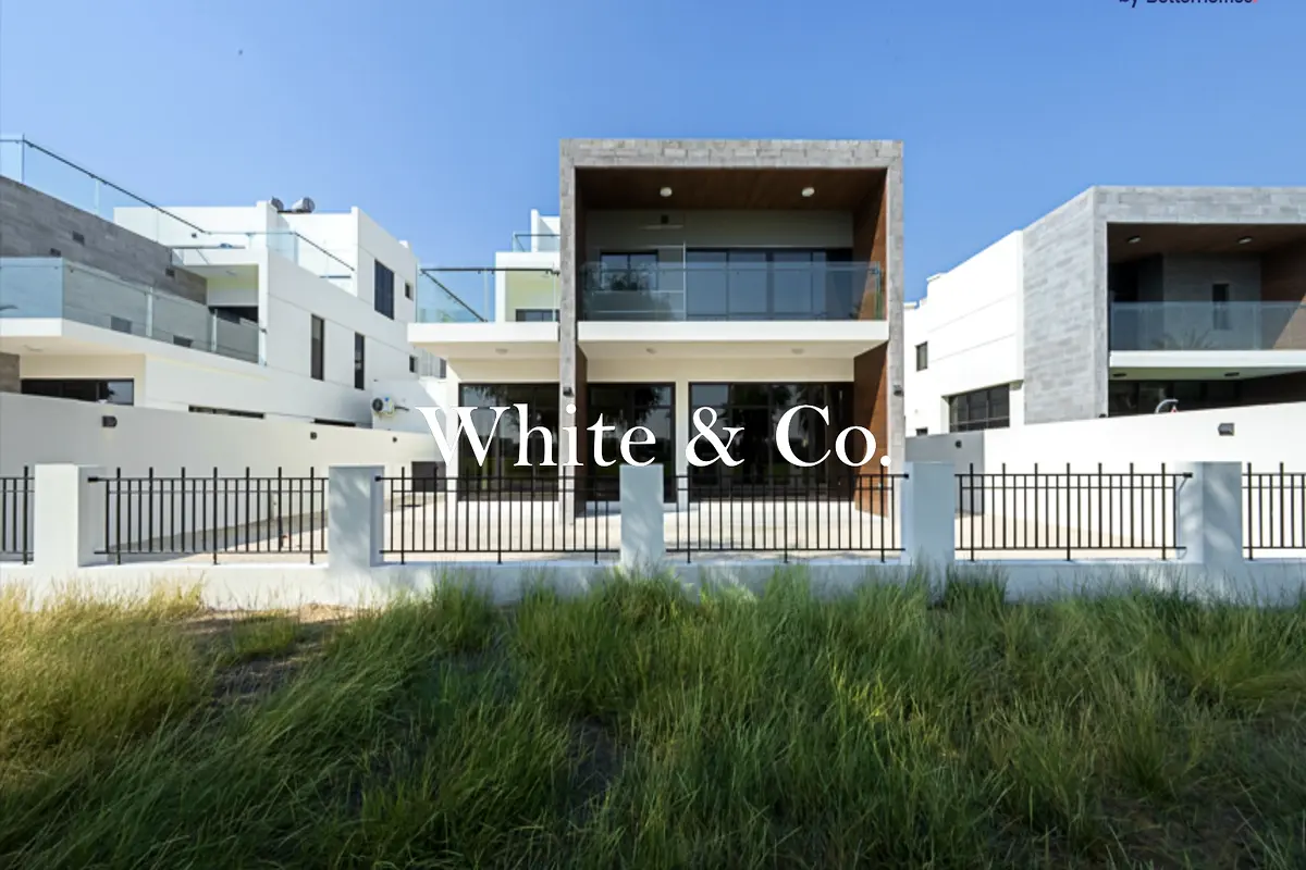 Motivated | Huge Villa | Golf Course Views