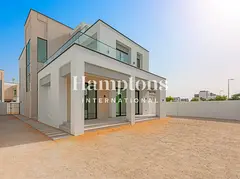 Corner Villa| Single Row| Vacant on Transfer