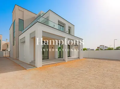 Corner Villa| Single Row| Vacant on Transfer