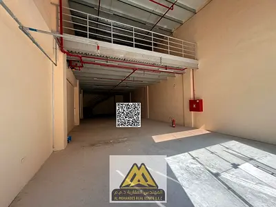 Commercial warehouse with a mezzanine and exceptional space, ideal for companies, warehouses, and operational activities, strategically located