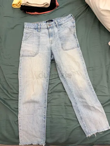 Woman’s Boyfriend Jeans