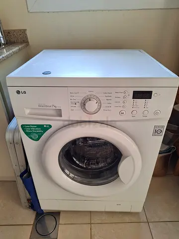 LG Front Load Washing Machine 7kg - Good Working Condition - pickup in Meadows
