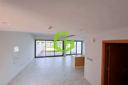 3BR + Maid | Vacant by 1st August | La Rosa 3