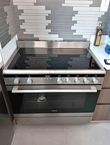 Siemens Digital Electric Cooker 90/60 Cm
