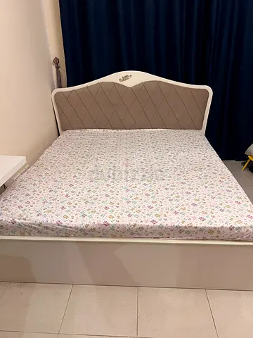 King Size Bedroom Set for Sale