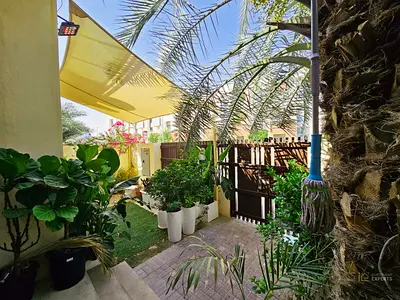 CLOSED KITCHEN | READY TO MOVE |3BHK+MAIDS