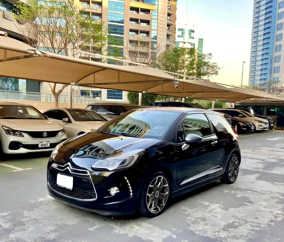Citroen DS 3 2015 — photo 1 of 10