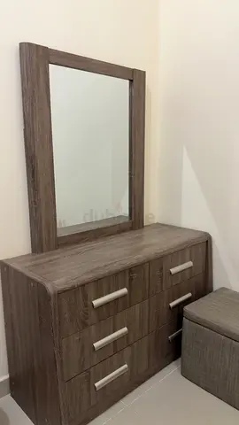 Wooden Dresser with Mirror and Storage Ottoman — Good Condition