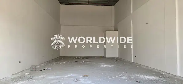 WEARHOUSE HOUSE WITH MAZZINE AVAILABLE FOR RENT IN PRIME LOCATION AJMAN