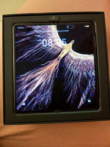 Honor Magic v5 With Box Perfect Condition