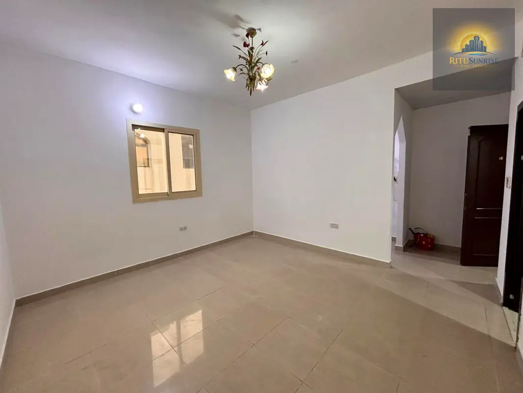 Stunning Studio Behind Khalidiyah Park 3500 Monthly (Details In Description)