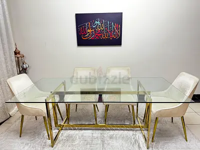 Dining table and 6 chairs