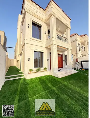 Master Bedrooms | Majlis | Maid’s Room | Private Yard | Living Hall | Spacious Layout