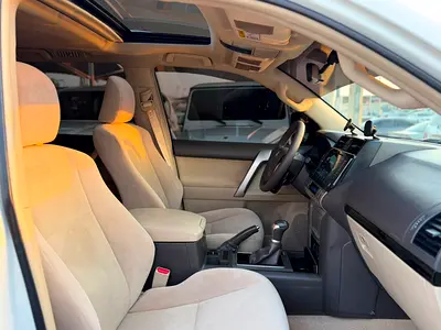 2020 Toyota PRADO — миниатюра 6